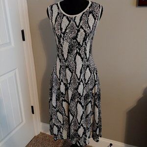 NWT Torrid ACAS Gray Snake Sleeveless Sweater Skater Dress - Size 0